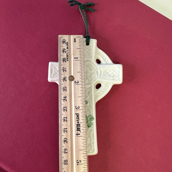 Vintage Belleek Christmas Ornament ST. KIERAN'S CROSS Celtic Knot Clover - Picture 6 of 7